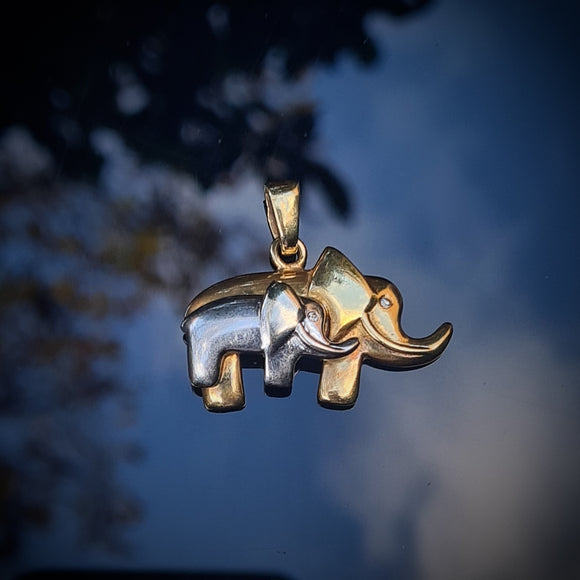 Elephants Pendant